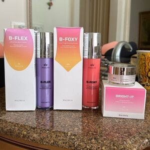 Maelys B-Flex B-Foxy and Bright-It